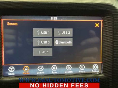 Used 2019 Jeep Wrangler Unlimited Sahara w/ Cold Weather Group image 24