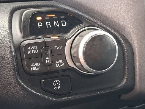 Used 2022 RAM 1500 Big Horn AWD/4WD image 15
