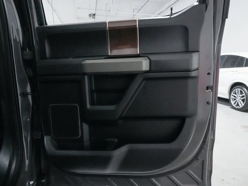 Used 2018 Ford F150 Raptor w/ Equipment Group 802A Luxury AWD/4WD image 38