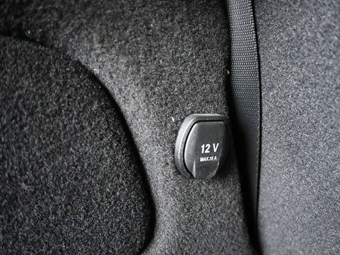 Used 2019 Mercedes-Benz GLA 250 4MATIC image 54