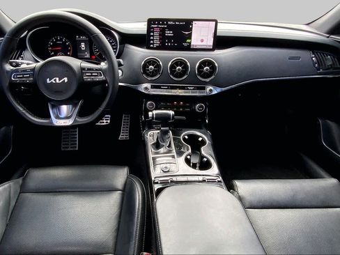 Used 2022 Kia Stinger GT-Line RWD image 15