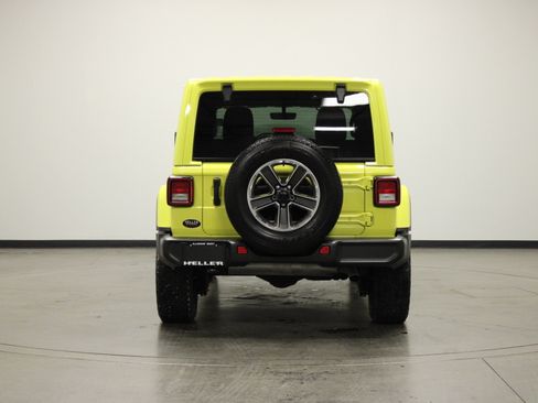 Used 2023 Jeep Wrangler Sahara image 7