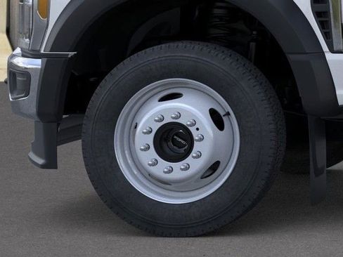 New 2026 Ford F450 XL w/ XL Chrome Package image 19