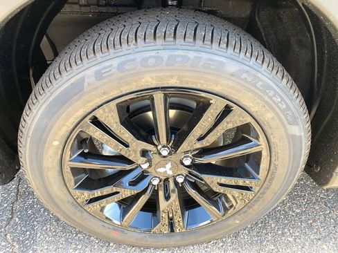 New 2026 Mitsubishi Eclipse Cross LE image 24