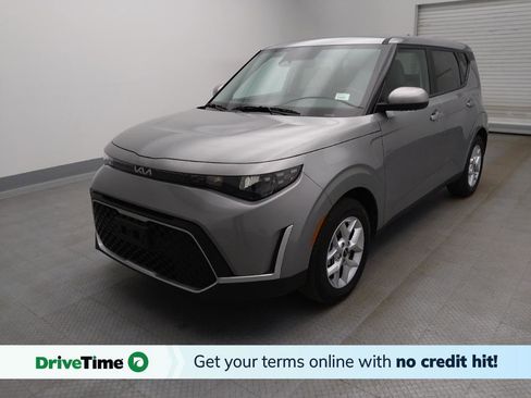 Used 2025 Kia Soul S image 1