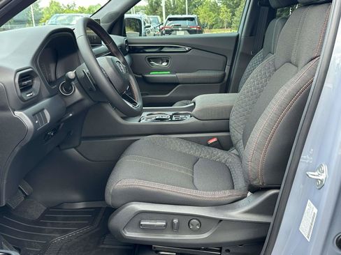 New 2026 Honda Pilot Sport image 4