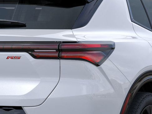 New 2026 Chevrolet Equinox EV RS image 11