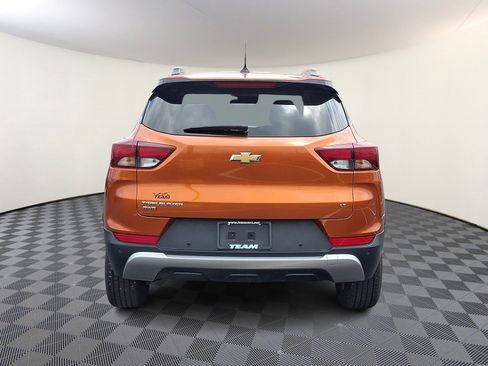 Used 2022 Chevrolet TrailBlazer LT w/ Convenience Package AWD/4WD image 5