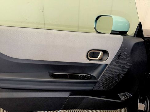 Certified 2025 MINI Cooper S image 11