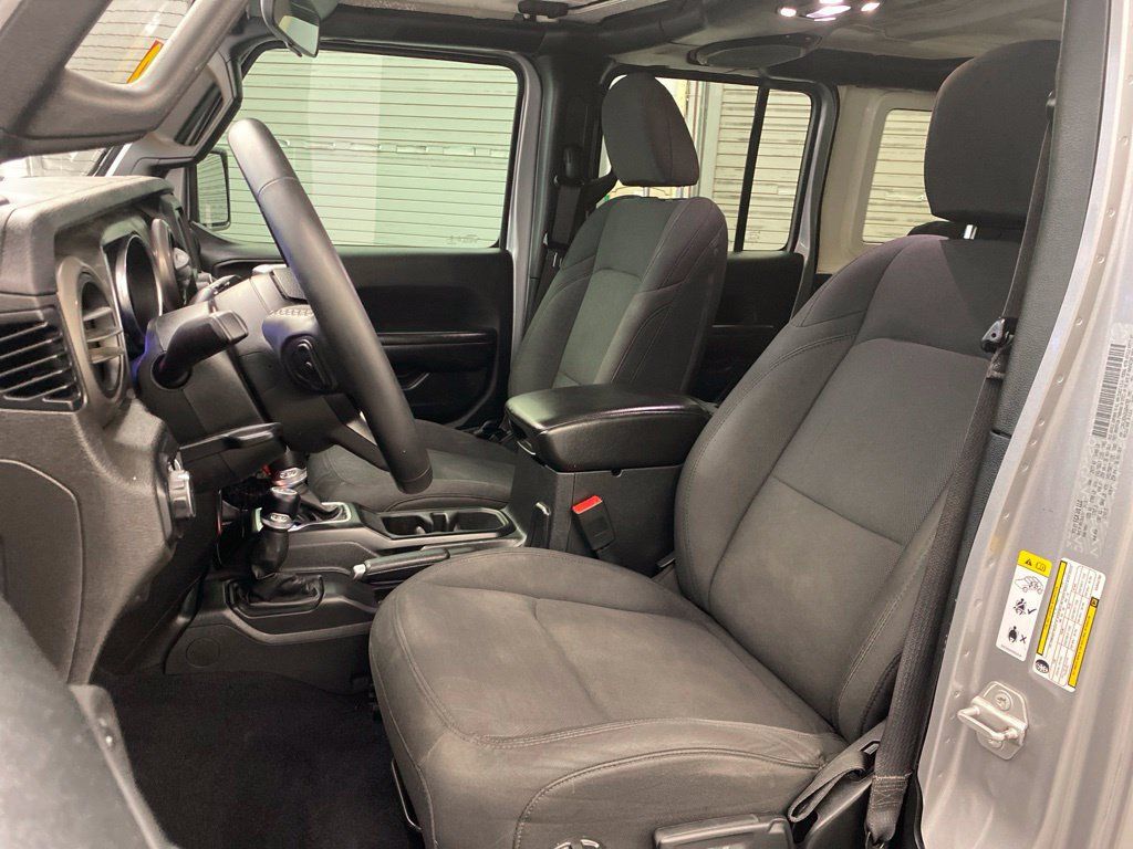 Used 2019 Jeep Wrangler Unlimited Sport S AWD/4WD image 18