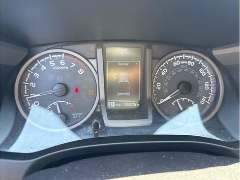 Used 2016 Toyota Tacoma TRD Off-Road w/ Towing Package AWD/4WD image 17