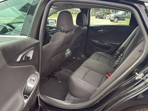 Used 2019 Chevrolet Malibu LS image 27