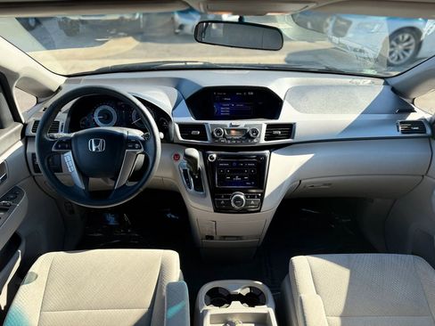 Used 2016 Honda Odyssey EX image 39