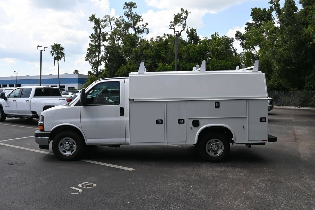 New 2025 Chevrolet Express 3500 w/ Power Convenience Package RWD image 2