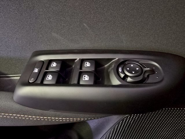 Used 2025 Alfa Romeo Tonale w/ Premium Package AWD/4WD image 9