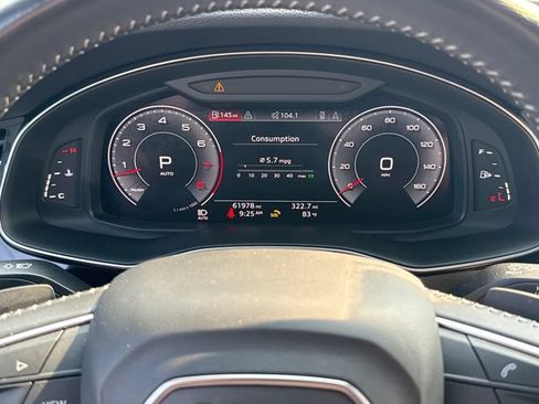 Used 2020 Audi Q8 Premium Plus w/ Premium Plus Package AWD/4WD image 27