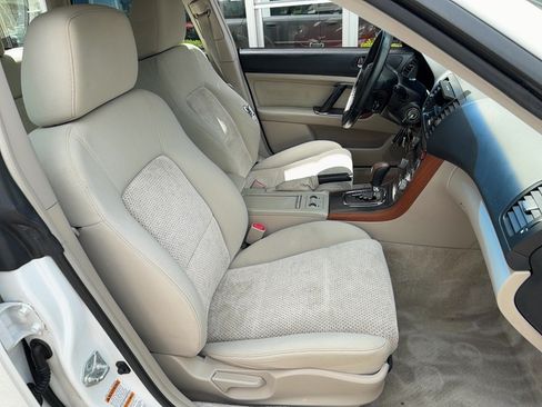Used 2006 Subaru Outback 3.0R AWD/4WD image 19
