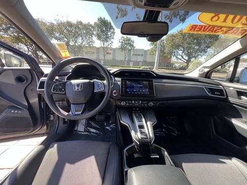 Used 2018 Honda Clarity Plug-In Hybrid image 17