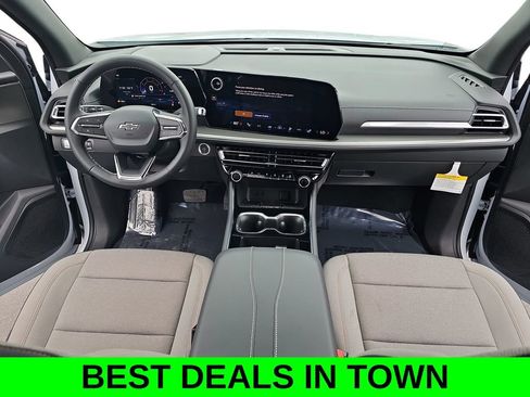 New 2026 Chevrolet Traverse LT w/ Midnight/Sport Edition FWD image 9