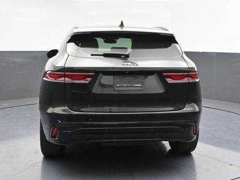 Used 2022 Jaguar F-PACE S image 7