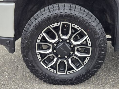 Used 2022 GMC Sierra 2500 Denali image 8