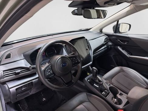 Used 2024 Subaru Crosstrek 2.5i Limited AWD/4WD image 14