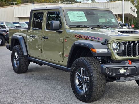 New 2025 Jeep Gladiator Mojave w/ Convenience Group image 39