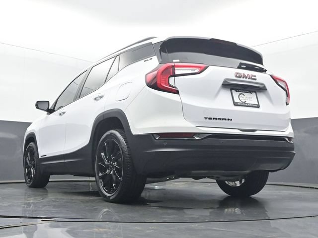 Used 2024 GMC Terrain SLE w/ Driver Convenience Package FWD image 47