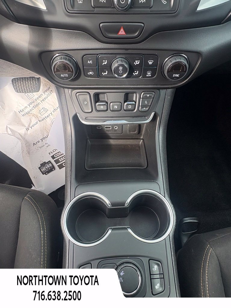 Used 2020 GMC Terrain SLE w/ Driver Convenience Package FWD image 22