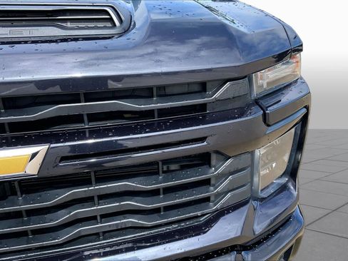 Used 2024 Chevrolet Silverado 2500 Custom w/ Custom Convenience Package AWD/4WD image 29