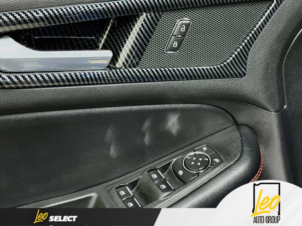 Used 2021 Ford Edge ST-Line FWD image 20
