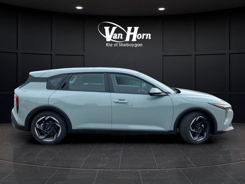 New 2026 Kia K4 EX FWD image 2