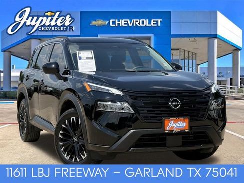 Used 2026 Nissan Rogue Dark Armor FWD image 1