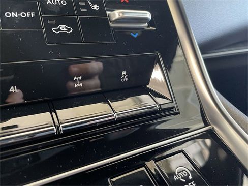 New 2025 Nissan Armada PRO-4X image 34