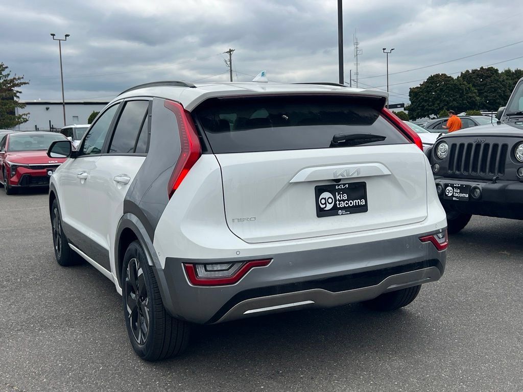 New 2026 Kia Niro Wave w/ Wave Preserve Package FWD image 6