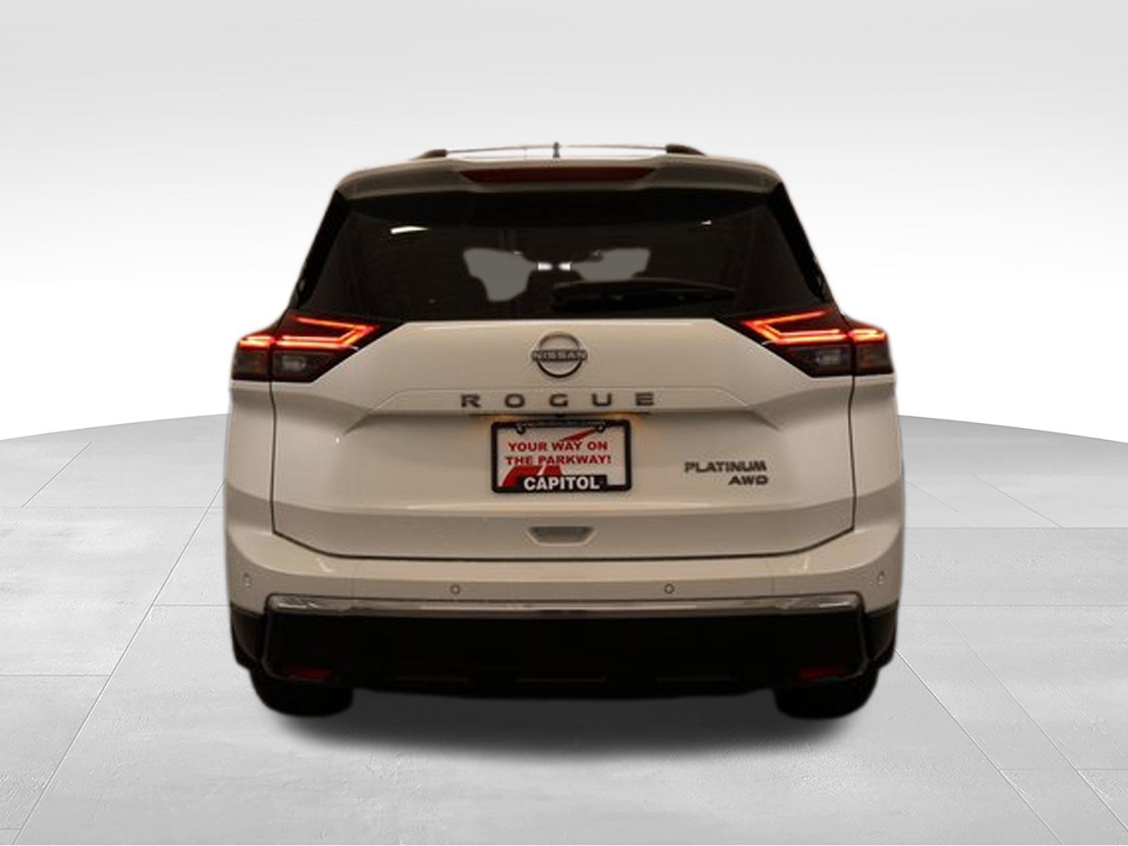 New 2026 Nissan Rogue Platinum AWD/4WD image 3