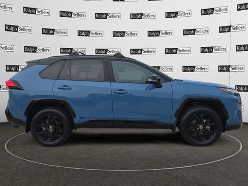 Used 2022 Toyota RAV4 XSE image 7