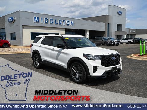 Certified 2025 Ford Explorer ST AWD/4WD image 1