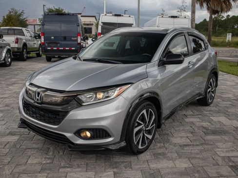 Used 2019 Honda HR-V Sport image 3