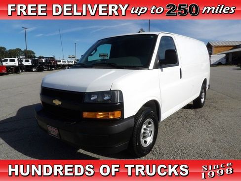 Used 2021 Chevrolet Express 2500 image 1