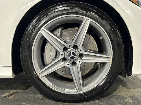 Used 2017 Mercedes-Benz C 300 4MATIC Sedan image 9