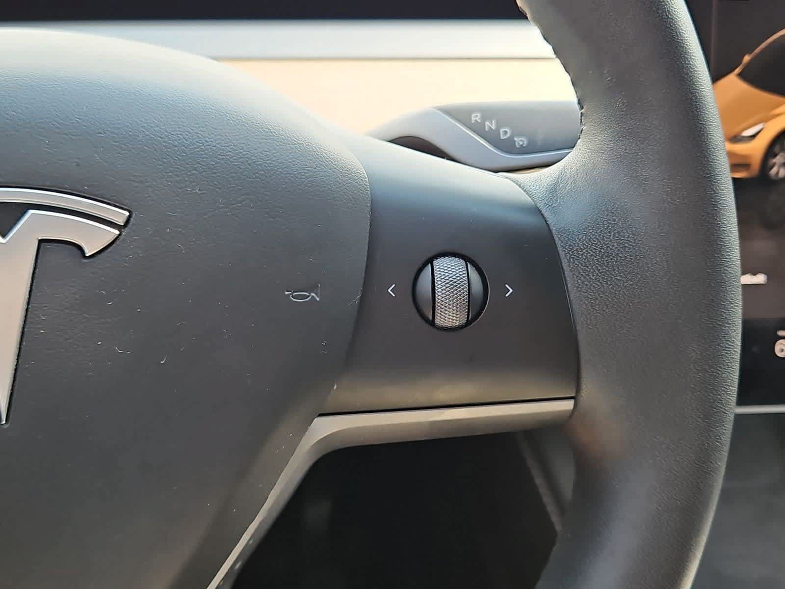 Used 2023 Tesla Model Y Long Range AWD/4WD image 26