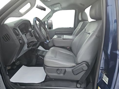 Used 2012 Ford F250 XL w/ Snow Plow Prep Pkg image 11