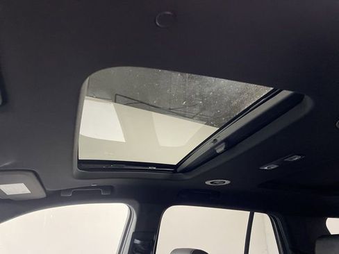 Certified 2023 Chevrolet Traverse RS w/ LPO, Floor Liner Package image 22