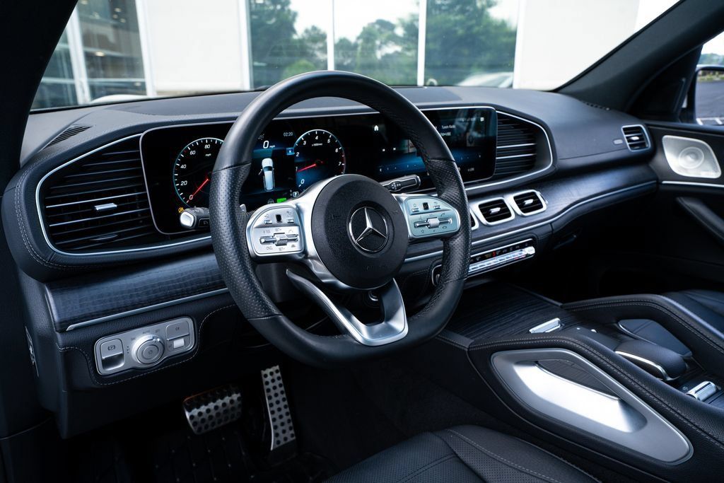 Used 2023 Mercedes-Benz GLS 450 4MATIC image 28