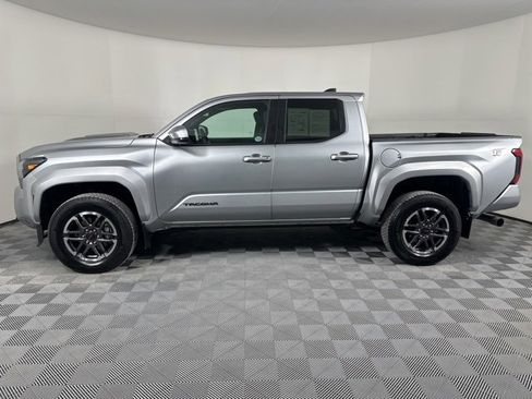 Used 2024 Toyota Tacoma TRD Sport image 6
