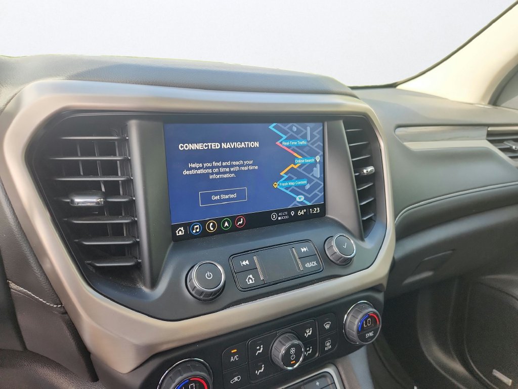 Used 2023 GMC Acadia Denali w/ Denali Ultimate Package AWD/4WD image 16