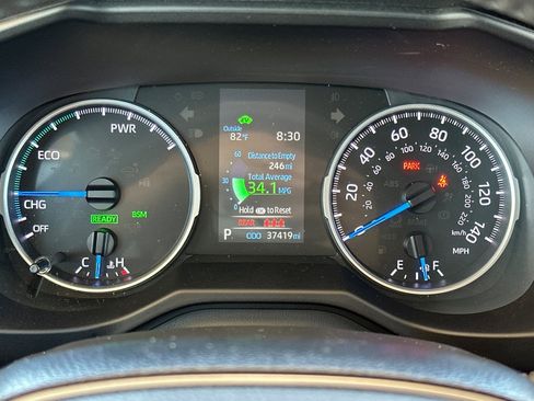 Certified 2020 Toyota RAV4 XLE w/ Convenience Package AWD/4WD image 24
