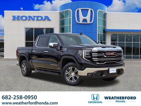 Used 2024 GMC Sierra 1500 SLT AWD/4WD image 1