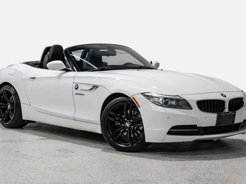 Used 2016 BMW Z4 sDrive28i w/ Technology Package RWD image 5